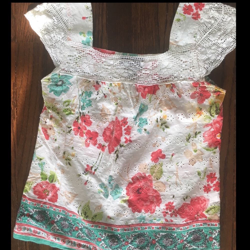 Angie floral top
